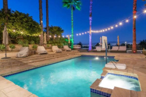 Gorgeous villa w/pool, spa, b-ball court & view!